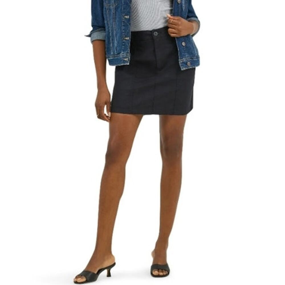 Lee Comfort Waistband Mid Rise Black Skort Plus Size 16